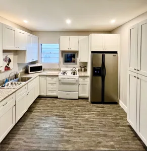 Simonton Street Apartment